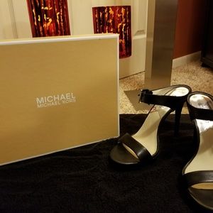 Michael Kors Beverly Mule Black